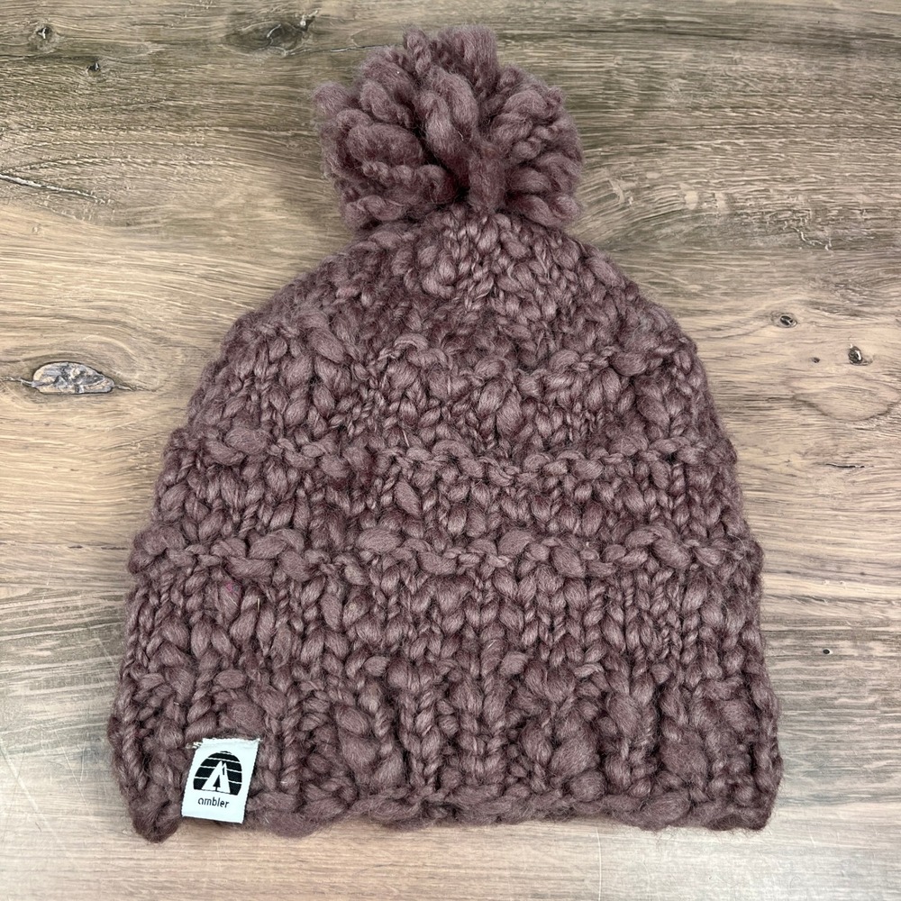 Ambler Beanie Hat One Size Mauve Purple Wool Chunky Knit Fleece Lined Pom Pom